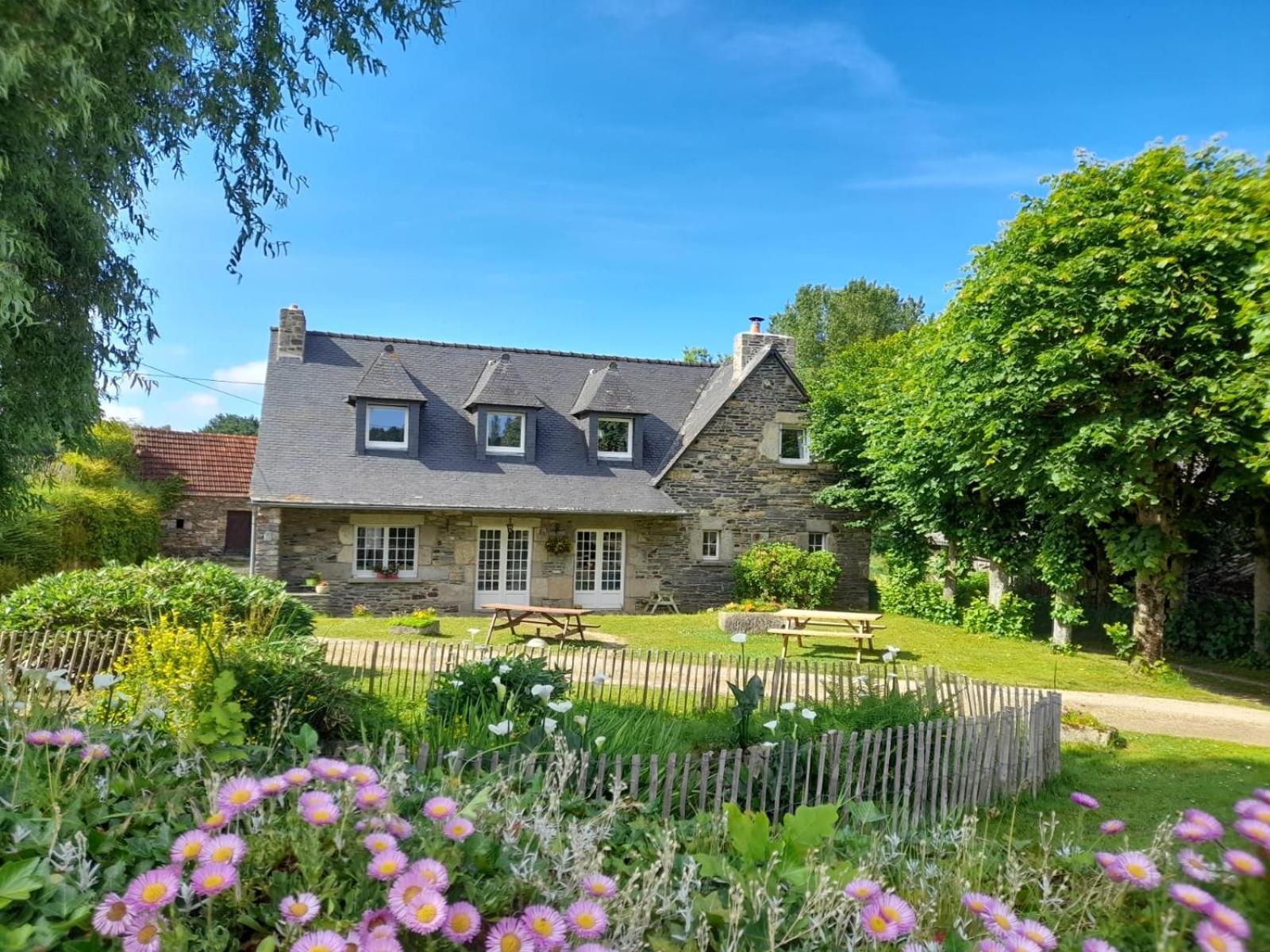 Gite De Charme 14 Personnes Labellise Clevacances 3 Etoiles Sainte-Seve Exteriér fotografie